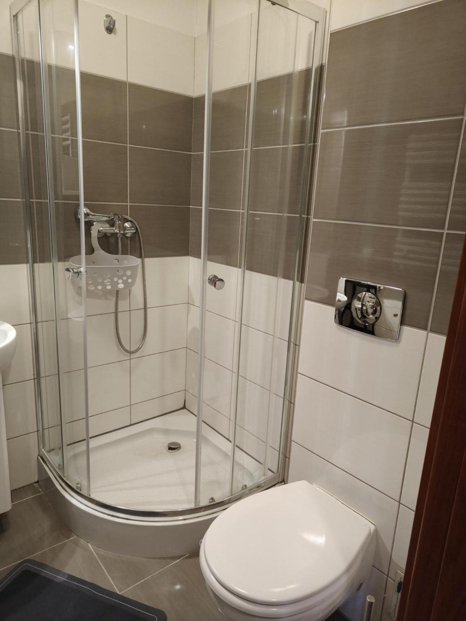 Hotel Goscinne Rozbark Bytom